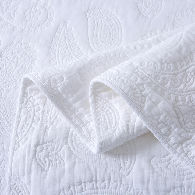 Quilted Quilt & Bedcover